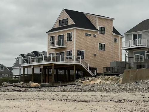 10 Charlotte St, Marshfield, MA, 02050-2635 | Card Image