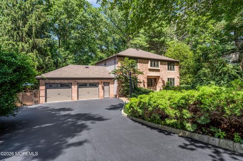 127 Telegraph Hill Rd S, Holmdel, NJ, 07733-1833 | Card Image