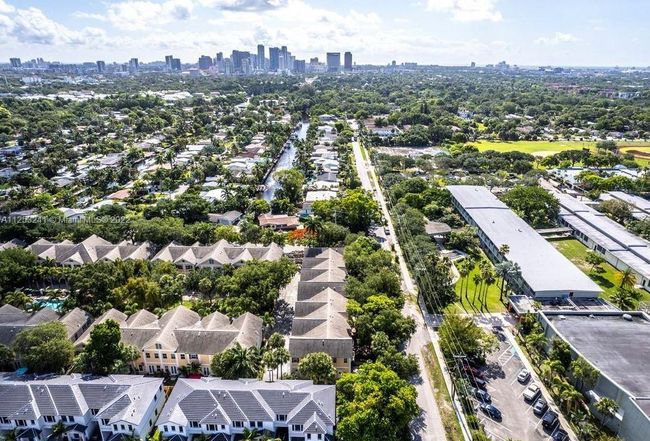 UNIT-35 - 545 Sw 18 Th Ave, Townhouse with 3 bedrooms, 3 bathrooms and null parking in Fort Lauderdale FL | Image 64