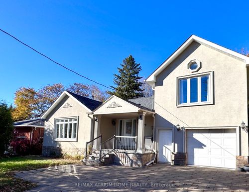 975 Gorham St, Newmarket, ON, L3Y5G9 | Card Image