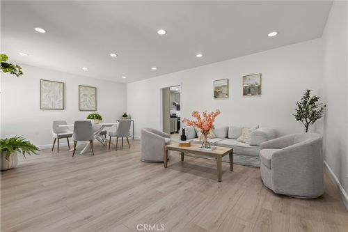 2057 N Eastern, Los Angeles, CA, 90032 | Card Image