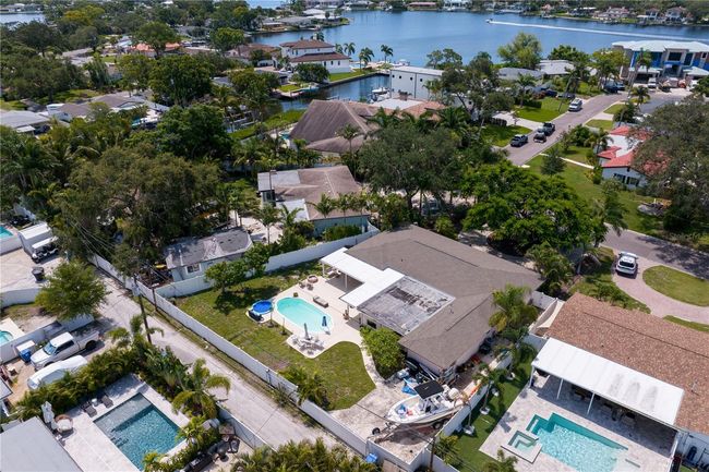 843 37 Th Ave Ne, House other with 3 bedrooms, 2 bathrooms and null parking in ST PETERSBURG FL | Image 34