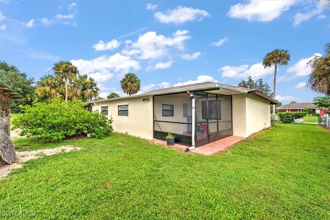 3060 Ne Beechwood Cir, House other with 3 bedrooms, 2 bathrooms and null parking in Labelle FL | Image 14