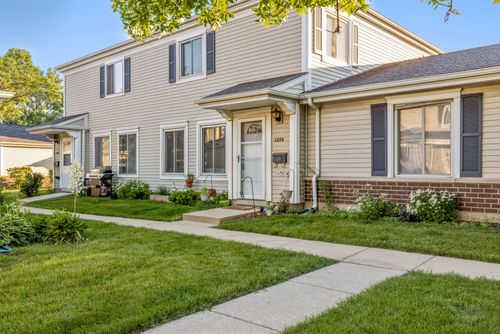 147b-1034 Cove Dr, Prospect Heights, IL, 60070-1903 | Card Image