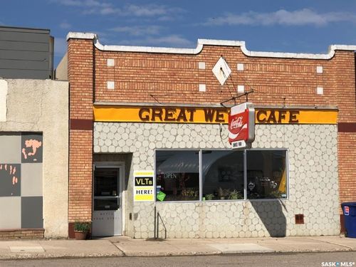116 Main St, Eston, SK, S0L1A0 | Card Image