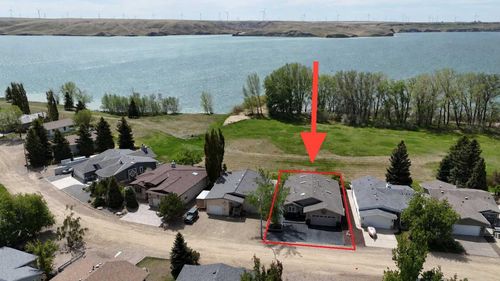 654 Lakeside Drive, Rural Vulcan County, AB, T0B2R0 | Card Image