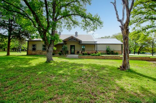 1024 Jordan Creek Rd, Collinsville, TX, 76233-2786 | Card Image