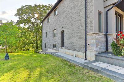 5 - 1261 Mohawk Rd, House other with 4 bedrooms, 2 bathrooms and 4 parking in Ancaster ON | Image 3