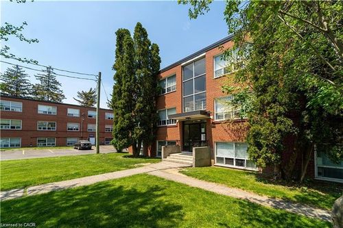 207-37 Mericourt Rd, Hamilton, ON, L8S2N5 | Card Image