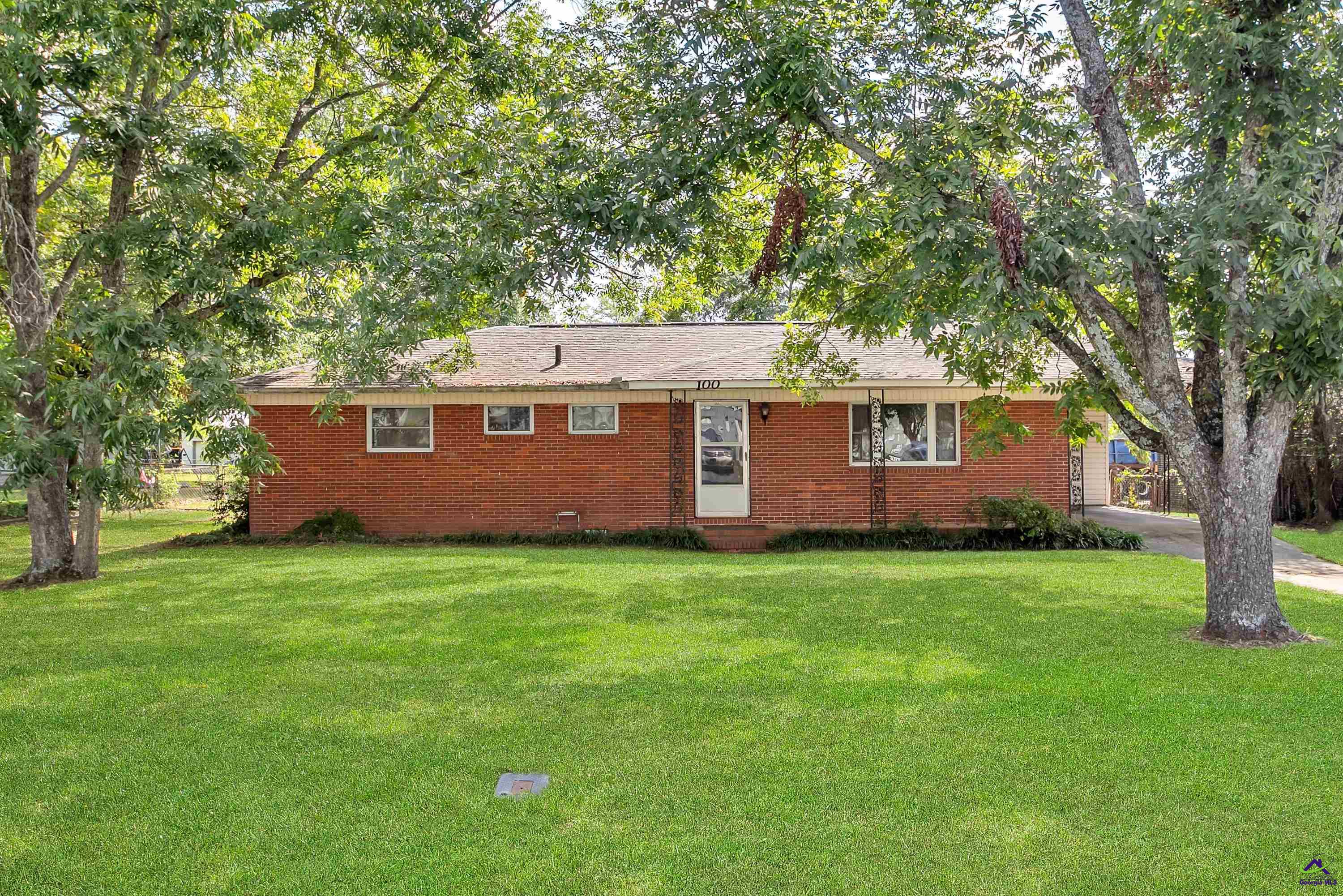 Arnold St, Centerville, GA 31028
