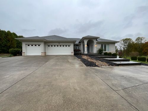415 Splendor View Dr, Somerset, KY, 42503-7518 | Card Image