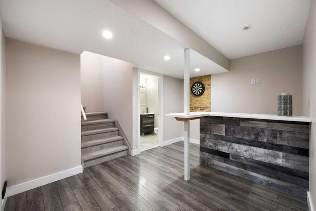 174 Chapalina Terr Se, House other with 4 bedrooms, 4 bathrooms and 4 parking in Calgary AB | Image 24