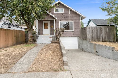 3611 E K St, Tacoma, WA, 98404-3821 | Card Image