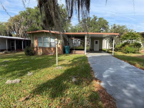 5562 Lansing Dr, Wildwood, FL, 34785-8113 | Card Image