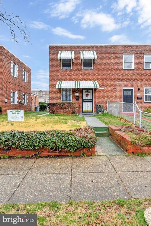 121 Anacostia Ave Ne, WASHINGTON, DC, 20019-1320 | Card Image