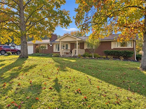 139 Lipinwood Dr, Beaver Falls, PA, 15010-1116 | Card Image