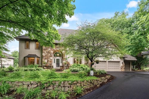 19750 Muirfield Cir, Excelsior, MN, 55331-9087 | Card Image