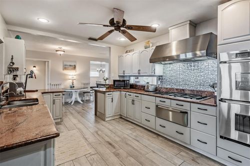 615 N Mayo St, CRYSTAL BEACH, FL, 34681 | Card Image