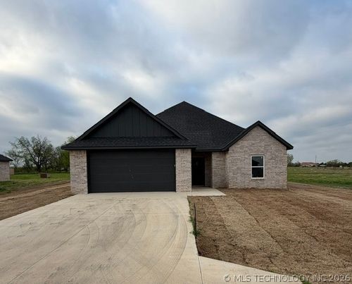 63 Grace Ln, Calera, OK, 74730-5142 | Card Image