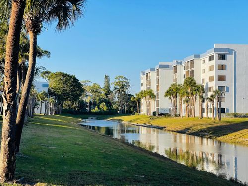405-7770 Tahiti Ln, Lake Worth, FL, 33467-4931 | Card Image