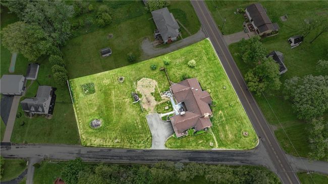 829 Hecla Rd, House other with 5 bedrooms, 3 bathrooms and 2 parking in Mt. Pleasant Twp - Wml PA | Image 38