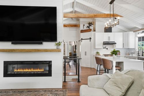 20066 Dawn Rdg, Jackson, CA, 95642-9681 | Card Image