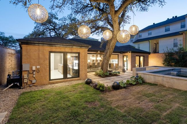 2404 Enfield Rd, House other with 3 bedrooms, 4 bathrooms and 3 parking in Austin TX | Image 30