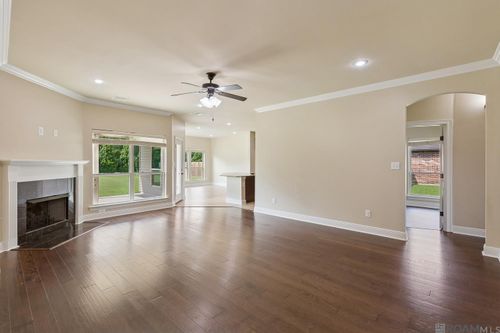 42122 Bald Eagle Ave, Prairieville, LA, 70769-6065 | Card Image