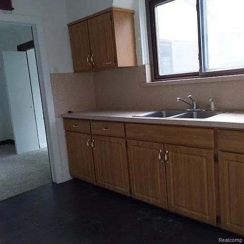 2967 Doris St, Detroit, MI, 48238-2741 | Card Image