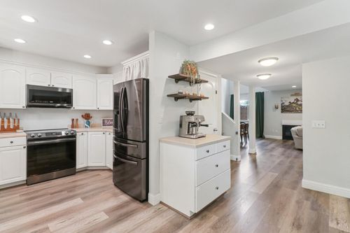 5233 Lake Knoll Ln, Fair Oaks, CA, 95628-3522 | Card Image
