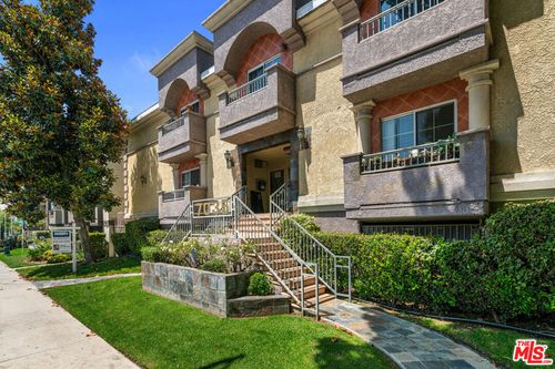 unit-105-7035 Woodley Ave, Van Nuys, CA, 91406-3955 | Card Image