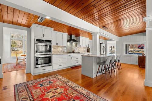 207 Rowley Bridge Rd, Topsfield, MA, 01983-2408 | Card Image