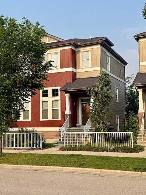 913 Evanston Sq Nw, Calgary, AB, T3P0G9 | Card Image