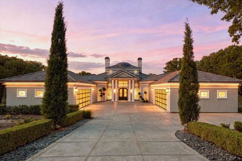8600 Baltusrol Dr, Flower Mound, TX, 75022-6517 | Card Image