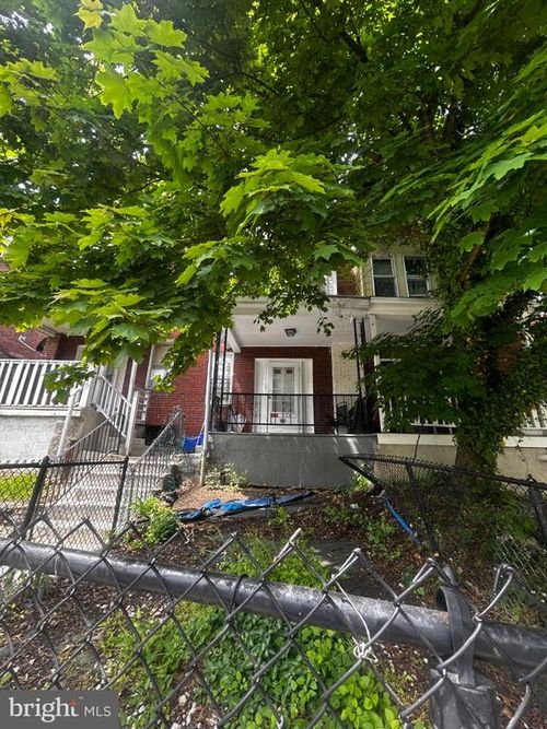 255 E Penn St, PHILADELPHIA, PA, 19144-5809 | Card Image