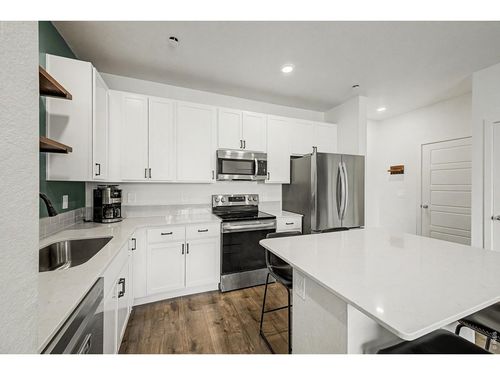 425 Condor Way, Johnstown, CO, 80534-9581 | Card Image