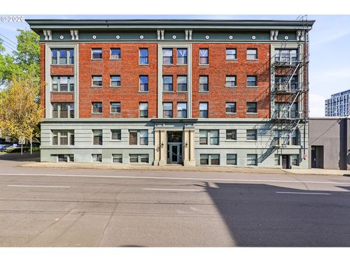 202-1631 Nw Everett St, Portland, OR, 97209 | Card Image