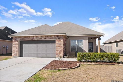 15421 Mossystone Dr, Prairieville, LA, 70769-6488 | Card Image