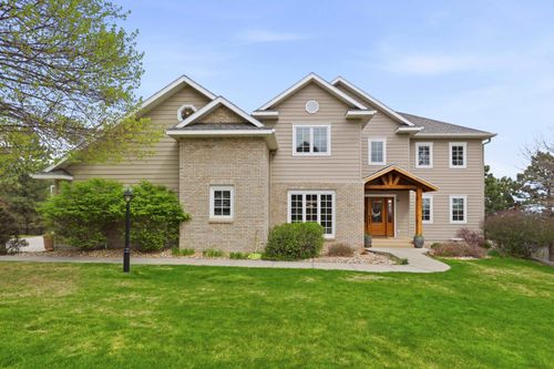 1016 Enchantment Rd, Rapid City, SD, 57701-9239 | Card Image