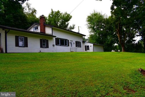 544 Birch Hill Rd, SHOEMAKERSVILLE, PA, 19555-9238 | Card Image
