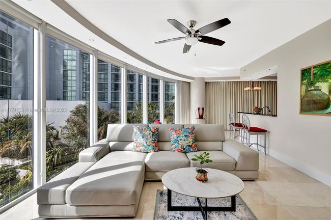 APT-1007 - 333 Las Olas Way, Condo with 2 bedrooms, 3 bathrooms and null parking in Fort Lauderdale FL | Image 12