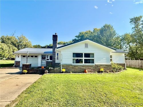 32 Gardner St, Fredonia, NY, 14063-1615 | Card Image
