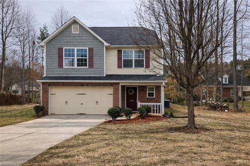 2922 Mimosa Ct, Randleman, NC, 27317-7467 | Card Image