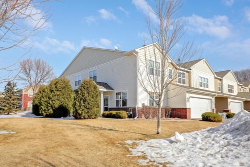 unit-d-1648 White Pine Way, Carver, MN, 55315-4577 | Card Image