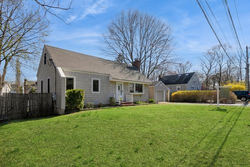 4 Vause St, Northport, NY, 11768-2159 | Card Image