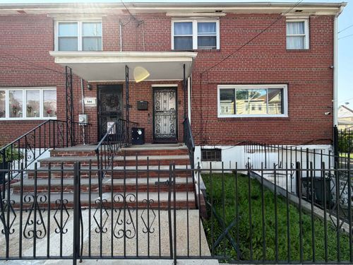 564 Garfield Ave, Jersey City, NJ, 07305-4122 | Card Image