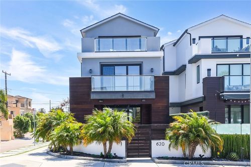 620 Huntington St, Huntington Beach, CA, 92648 | Card Image