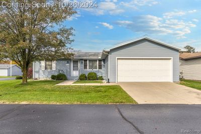 38538 Deer Creek Boulevard, Condo with 3 bedrooms, 2 bathrooms and null parking in Westland MI | Image 1