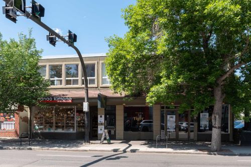 4-215A 10 Street Nw, Calgary, AB, T2N1V5 | Card Image