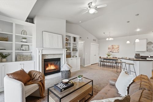 i-282 605, Centerville, UT, 84014-1449 | Card Image